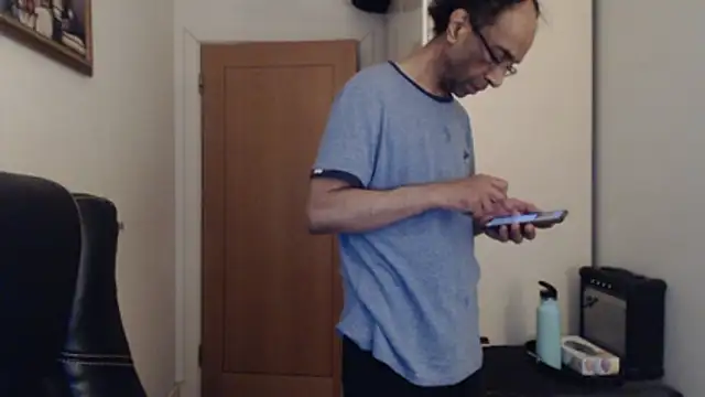 rauncher1 online show from April 18, 12:36 am