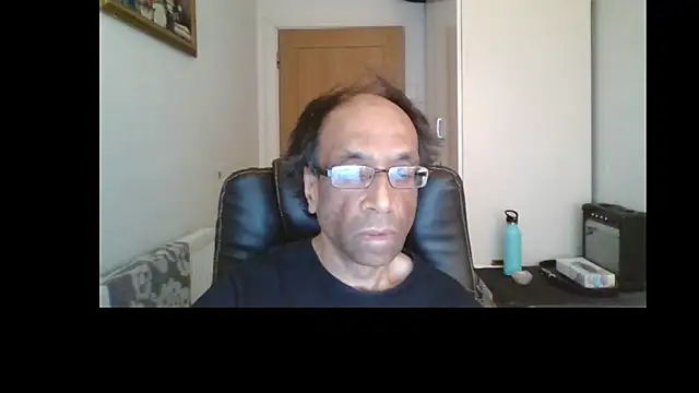 rauncher1 online show from May 6, 9:58 am