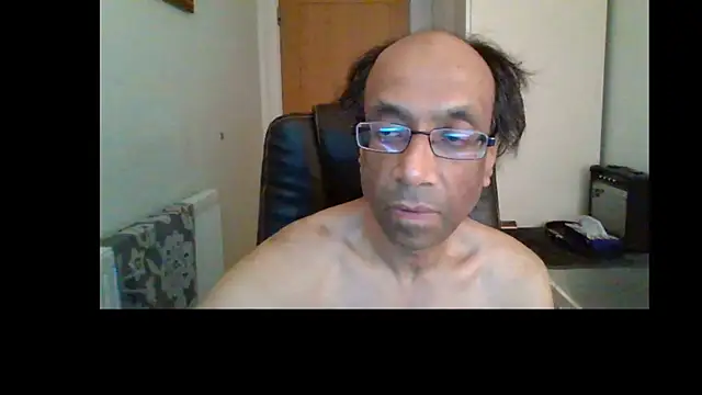 Snapshot of rauncher1 chatting on July 9, 5:28 pm rauncher1 online show from July 9, 5:28 pm