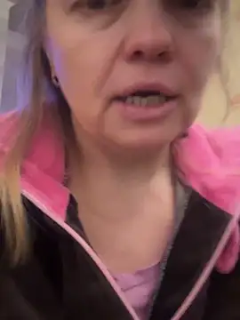 Susanel online show from January 1, 4:07 pm