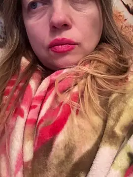 Susanel online show from December 16, 6:46 pm