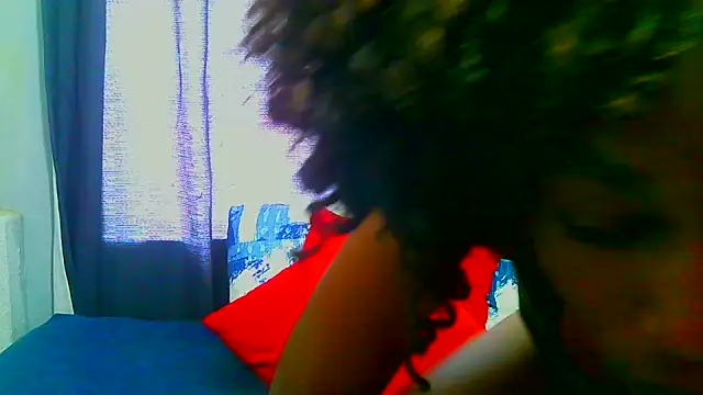 Snapshot of freaky_naughty chatting on February 6, 12:37 pm freaky naughty online show from February 6, 12:37 pm