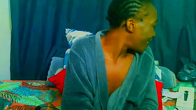 Snapshot of freaky_naughty chatting on March 17, 4:33 pm freaky naughty online show from March 17, 4:33 pm