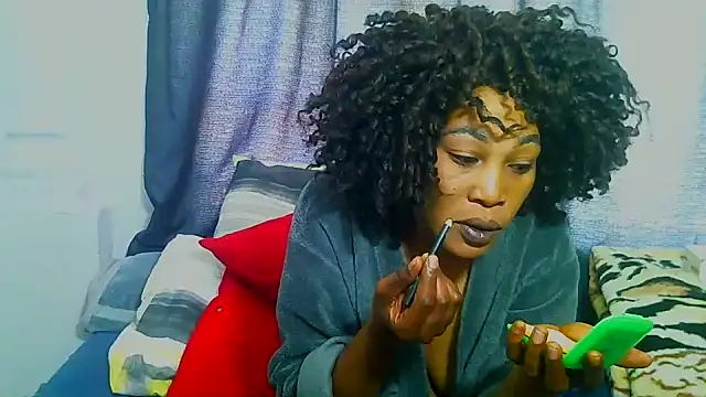 Snapshot of freaky_naughty chatting on September 18, 7:21 am freaky naughty online show from September 18, 7:21 am