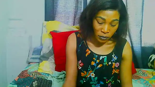 Snapshot of freaky_naughty chatting on October 2, 7:15 am freaky naughty online show from October 2, 7:15 am