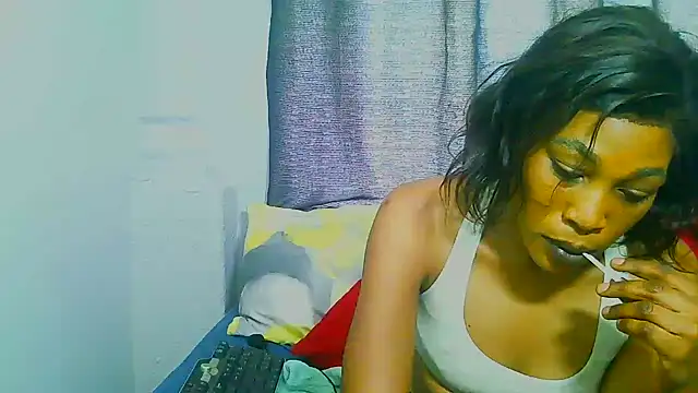Snapshot of freaky_naughty chatting on October 15, 12:27 pm freaky naughty online show from October 15, 12:27 pm