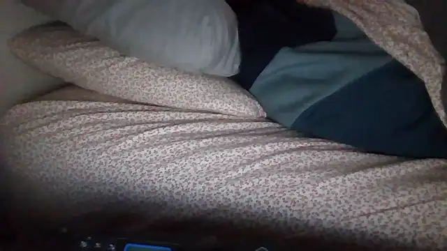 Snapshot of vergatugablogspot chatting on March 2, 11:50 am vergatugablogspot online show from March 2, 11:50 am