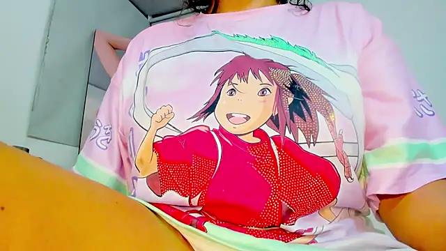 Snapshot of SQUIRTINGQUEEN11 chatting on January 13, 3:56 am SQUIRTINGQUEEN11 online show from January 13, 3:56 am