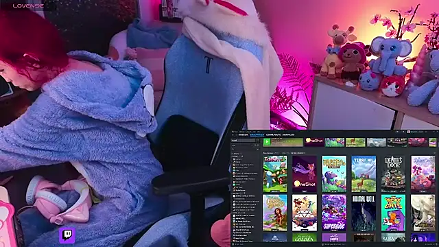 Snapshot of Indriya2x0 chatting on December 2, 6:32 pm Indriya2x0 online show from December 2, 6:32 pm