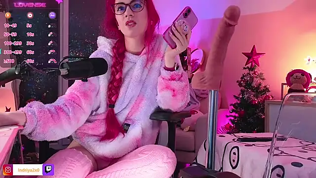 Snapshot of Indriya2x0 chatting on February 11, 7:59 pm Indriya2x0 online show from February 11, 7:59 pm