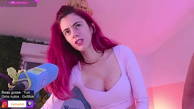 Snapshot of Indriya2x0 chatting on September 23, 7:28 pm Indriya2x0 online show from September 23, 7:28 pm