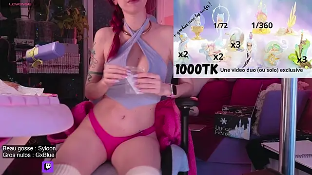 Snapshot of Indriya2x0 chatting on October 1, 7:53 pm Indriya2x0 online show from October 1, 7:53 pm