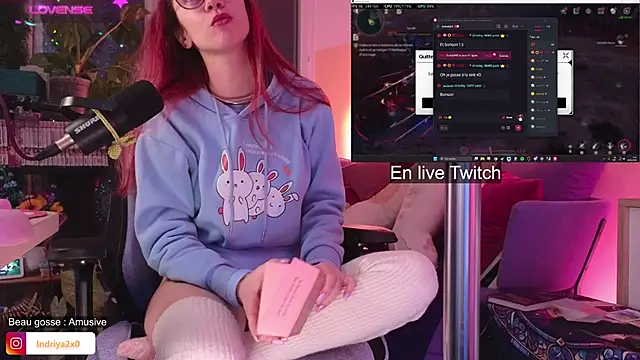 Snapshot of Indriya2x0 chatting on November 26, 8:43 pm Indriya2x0 online show from November 26, 8:43 pm