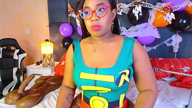 CaseyMoon online show from October 24, 12:56 pm