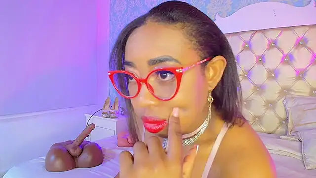 CaseyMoon online show from March 20, 12:43 pm