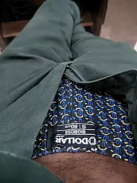 rocksred1 online show from January 17, 8:01 pm