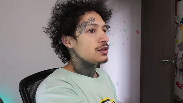 trieone online show from March 18, 2:20 pm