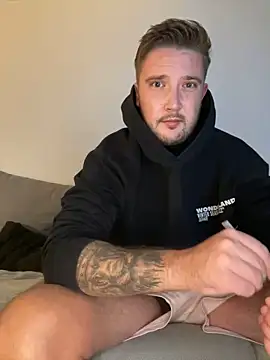 Snapshot of TwopartCuisine chatting on November 25, 6:30 pm TwopartCuisine online show from November 25, 6:30 pm