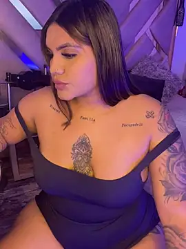 Snapshot of Victoria14_ chatting on February 10, 10:40 pm Victoria14 online show from February 10, 10:40 pm