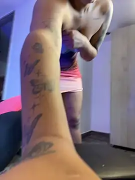 Snapshot of Victoria14_ chatting on October 8, 8:06 pm Victoria14 online show from October 8, 8:06 pm