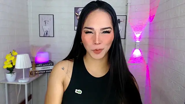 urnaughtydolly69 online show from September 17, 6:53 pm