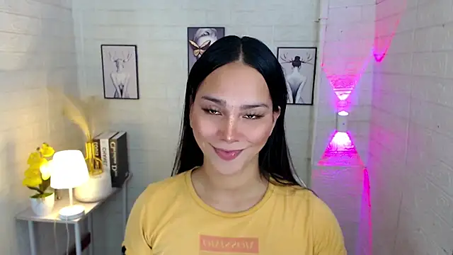 urnaughtydolly69 online show from November 6, 2:01 am