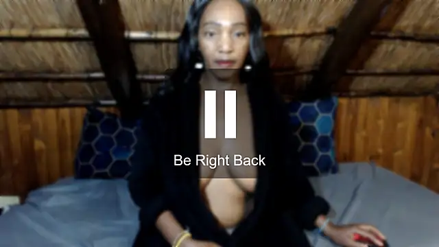 NikkyJigglesX online show from April 4, 6:00 am