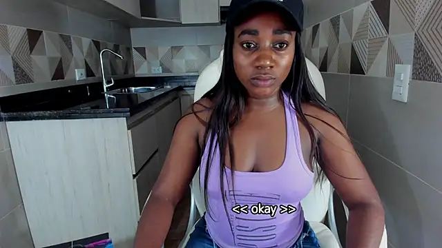 cristaaalclocks1 online show from February 6, 7:29 pm