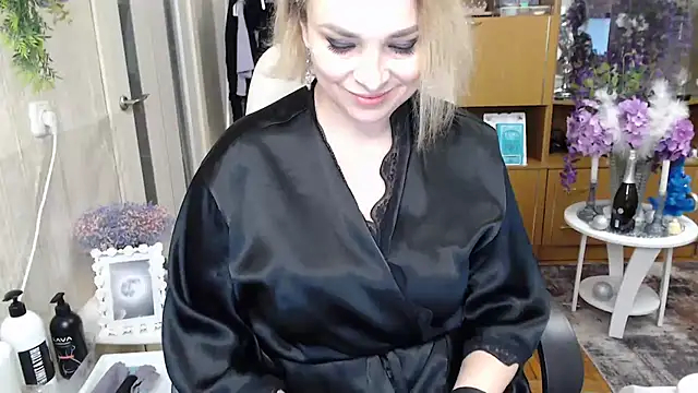 Mika Passion online show from December 22, 8:55 am