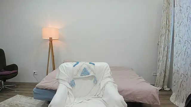 Alexisweet online show from November 7, 2:55 am