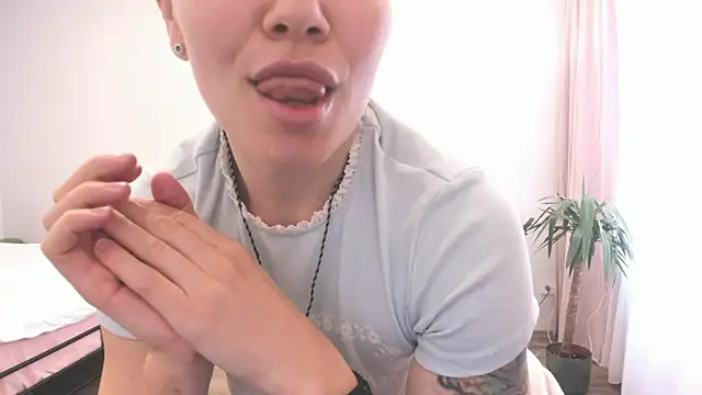 Snapshot of Alexisweet chatting on May 22, 5:14 am Alexisweet online show from May 22, 5:14 am