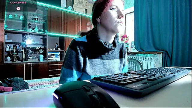 pa1e pr1ncess online show from March 3, 1:20 pm