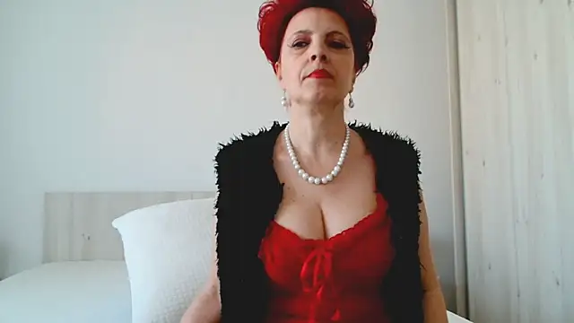 MilfSupreme online show from March 8, 11:05 am