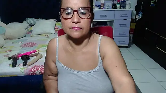 pervert mommy  online show from February 9, 9:46 am