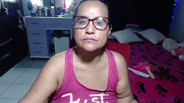 pervert mommy  online show from July 14, 9:58 am