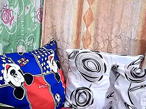 hotwetgran online show from November 18, 12:20 pm