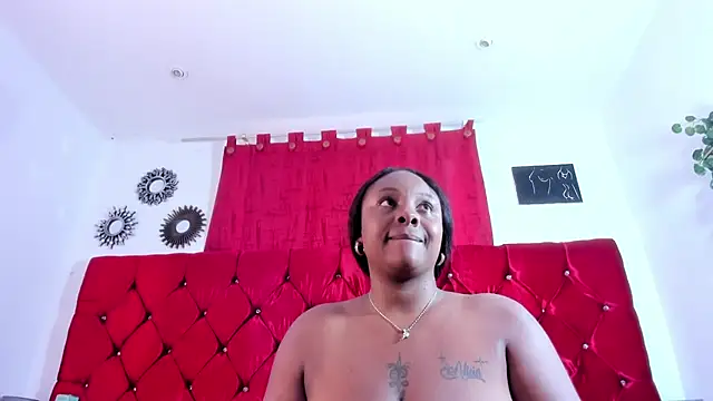 Snapshot of harleyevaans chatting on October 16, 12:28 pm harleyevaans online show from October 16, 12:28 pm