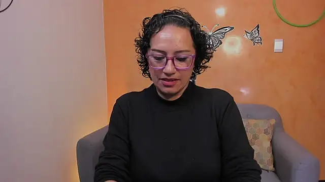 scarlet wet online show from April 17, 11:08 pm