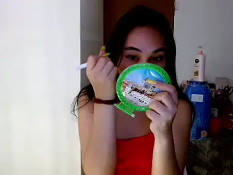 SweetLilly 18 online show from January 25, 11:55 am