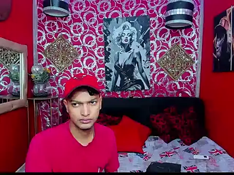 PEINBOYS online show from July 31, 7:13 pm