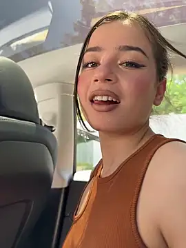 SophiaXJohn online show from May 26, 4:36 pm
