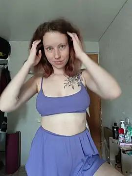 Snapshot of Frost_foxy chatting on July 10, 3:55 am Frost foxy online show from July 10, 3:55 am