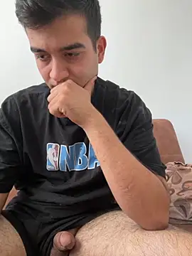 Snapshot of Ffhdr chatting on October 11, 11:42 am Ffhdr online show from October 11, 11:42 am