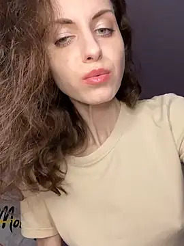 MissAnuta online show from July 18, 12:04 am