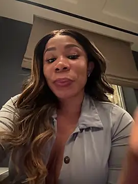 Belle    online show from February 1, 2:37 am