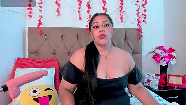 Snapshot of SexxyPamela chatting on February 7, 7:49 pm SexxyPamela online show from February 7, 7:49 pm