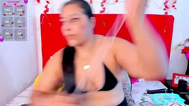 Snapshot of SexxyPamela chatting on March 7, 7:49 pm SexxyPamela online show from March 7, 7:49 pm