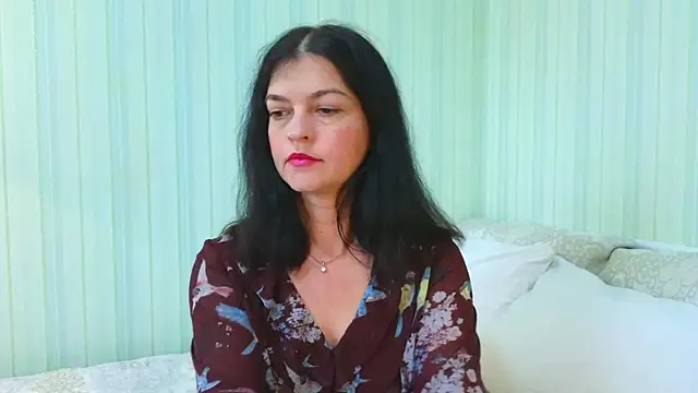 Snapshot of _Lily_ chatting on July 21, 8:49 am Lily online show from July 21, 8:49 am