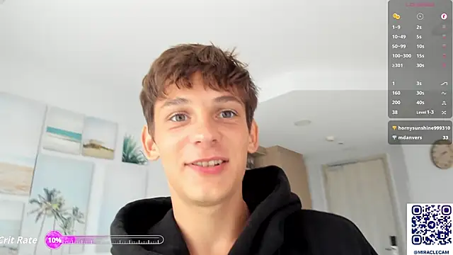 Snapshot of MiracleCam chatting on October 10, 1:59 am MiracleCam online show from October 10, 1:59 am