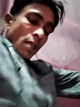 Snapshot of hq9870a chatting on February 8, 4:32 pm hq9870a online show from February 8, 4:32 pm